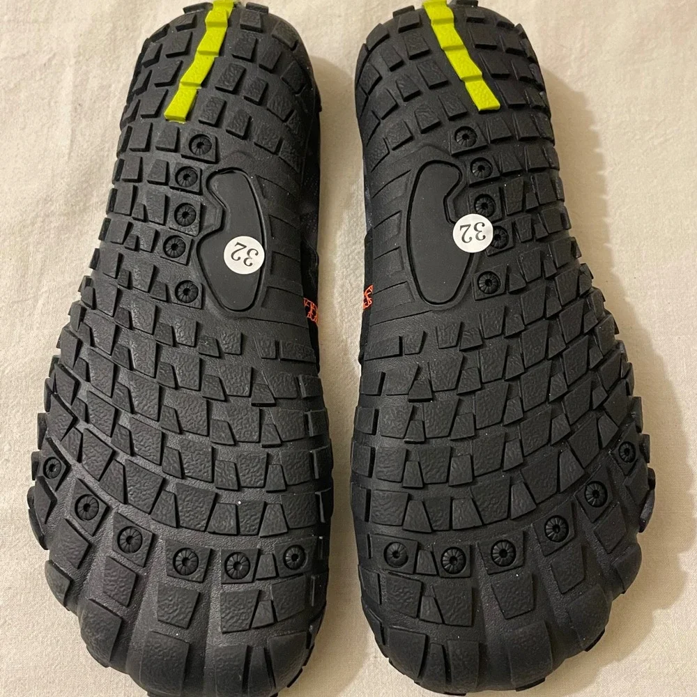 UBFEN Kids Size 32 Barefoot Water Shoes‎ Black Camo Quick Dry Aqua Shoes NEW